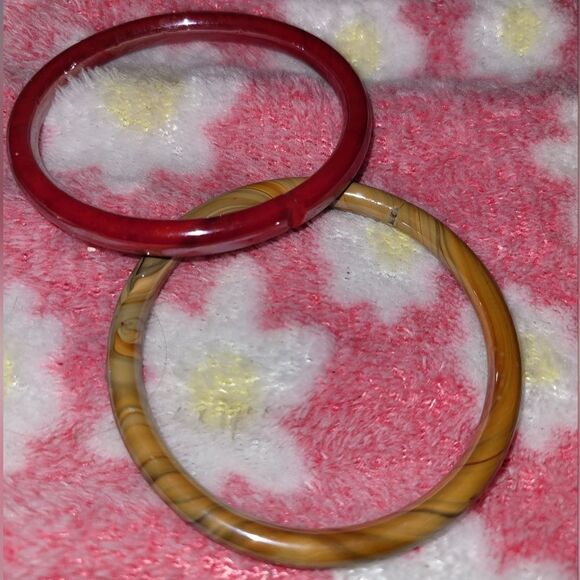 5 glass bangles - Picture 12 of 13